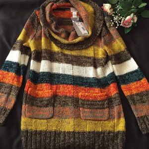 Cowline Neckline sweater